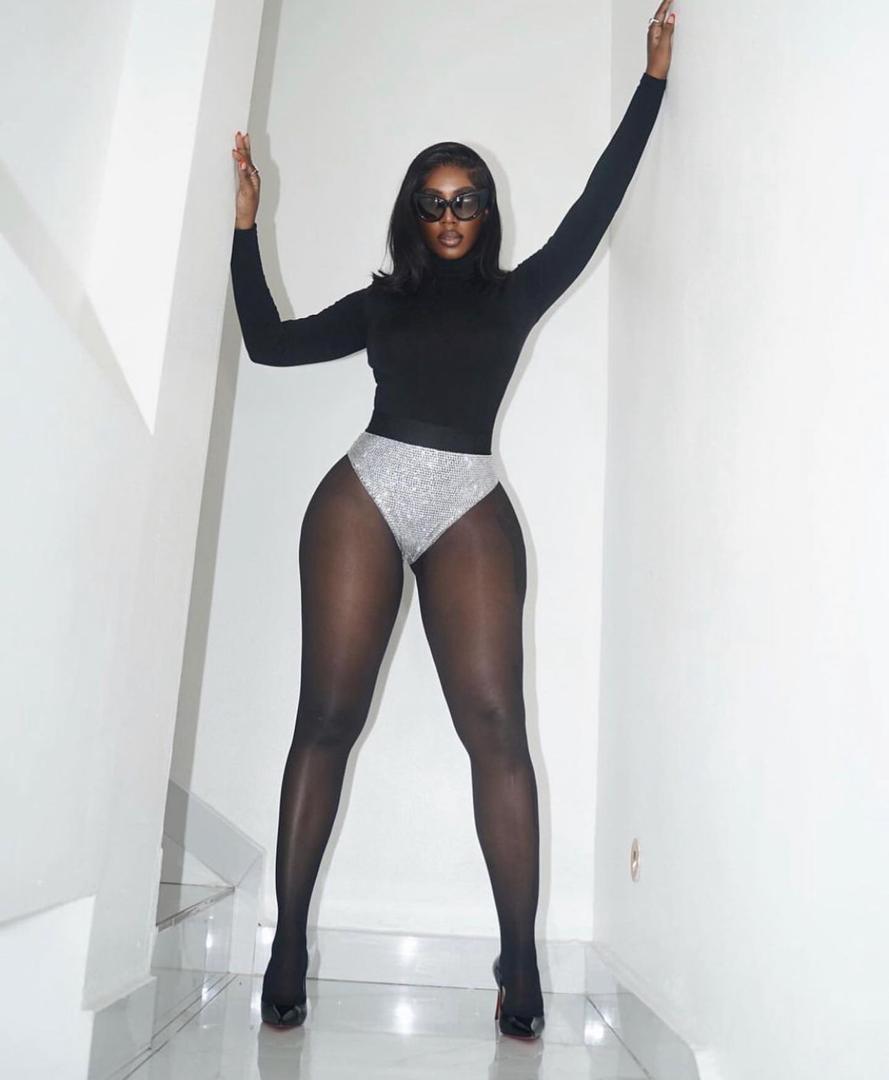 WOMEN STOCKINGS