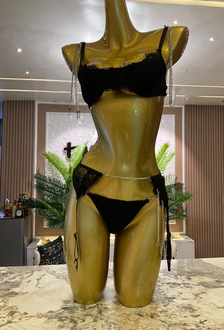CHAIN LUXE LINGERIE