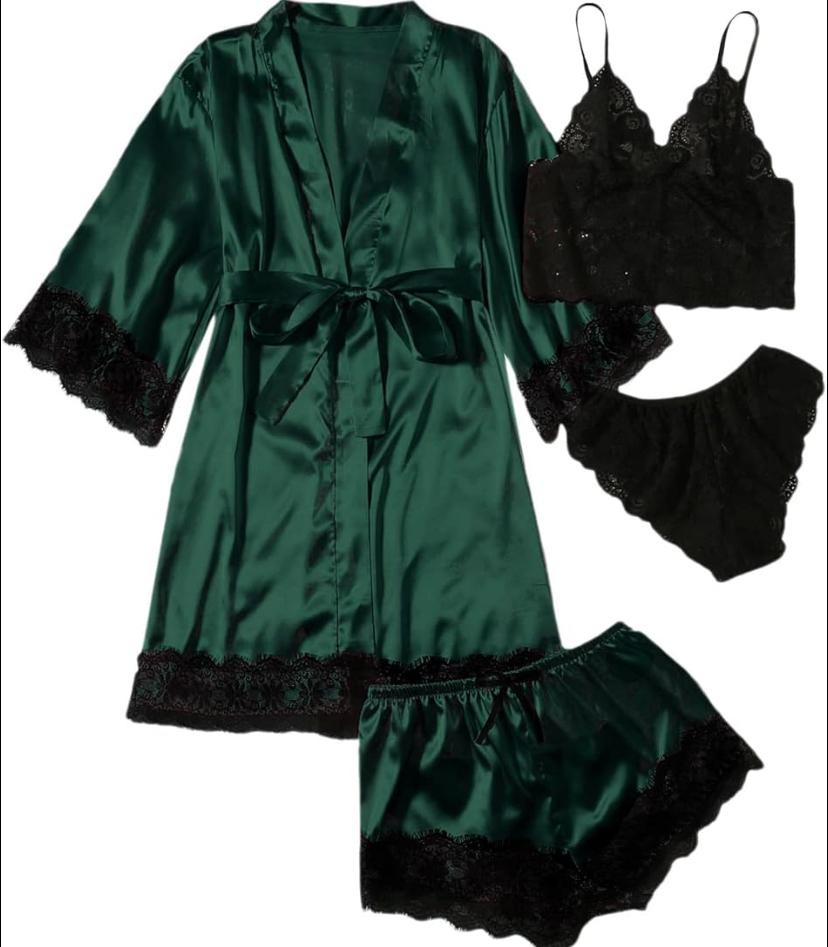 NIGHTWEAR WITH COAT
