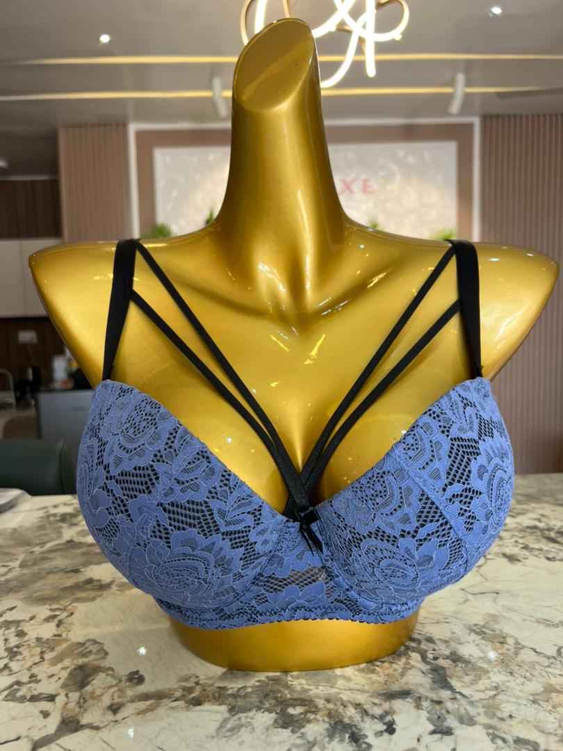 His W bra