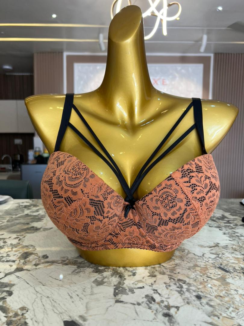His W bra