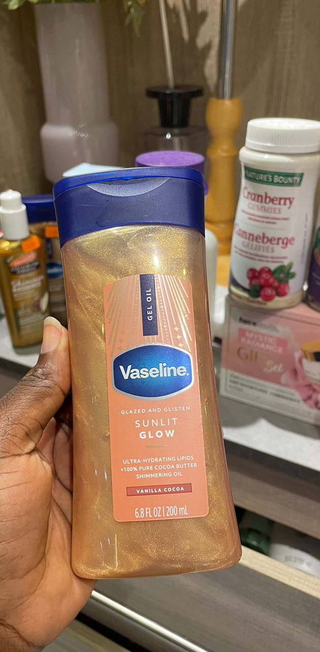 vaseline cocoa gel oil