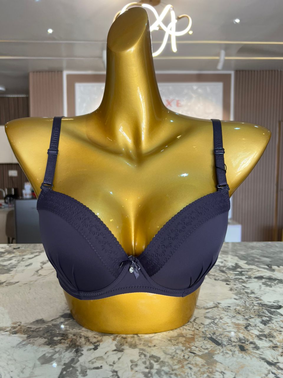 Binny Bra (9893)